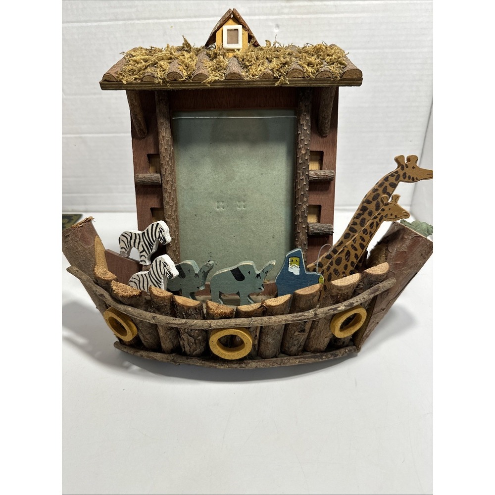 Noah's Ark Picture Frame Holds 4" X‎ 6" Photo